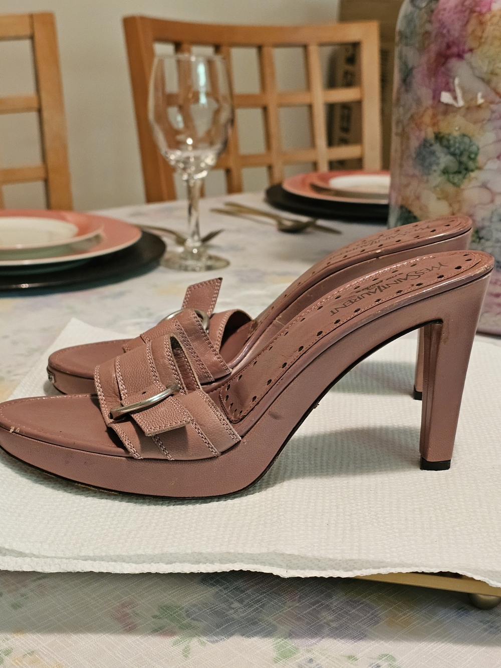 Yves Saint Laurent Pink Leather Slide Sandals - Picture 3 of 6